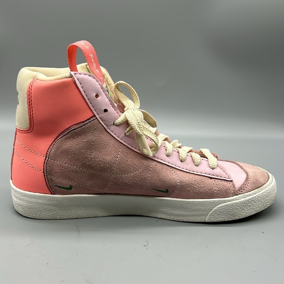 Nike Blazer Mid ‘77 SE Dance - Picture 5 of 10